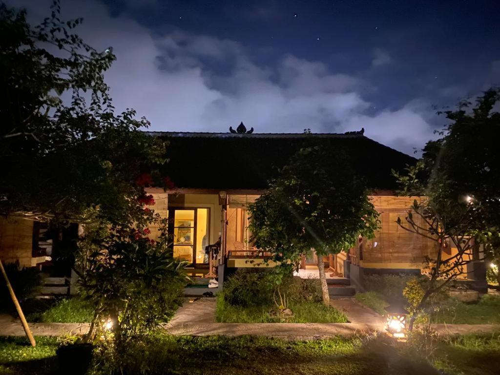 Pomelo Guest House Ubud Exterior foto